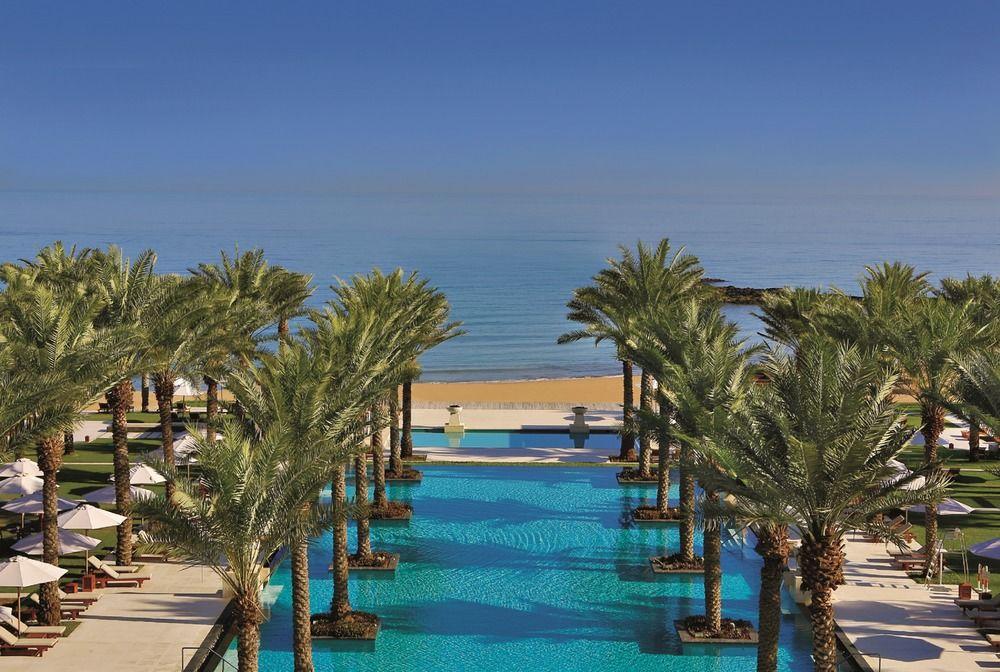 Station touristique Al Bustan Palace, A Ritz-carlton
